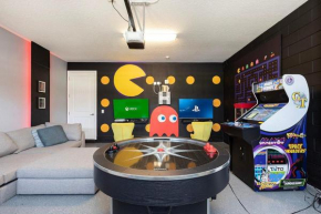 Homely 9 Bdrm Villa with Games Room at Encore